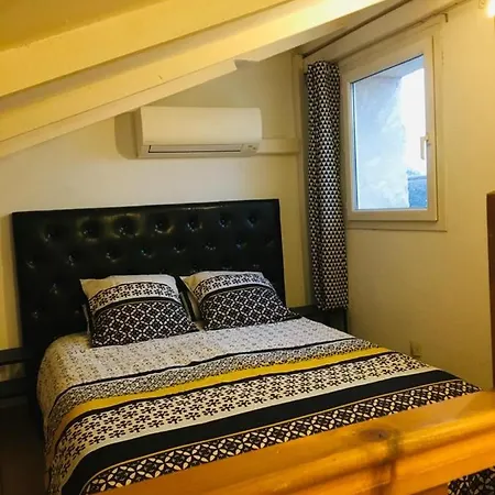 Apartment La Calade La Tour-d'Aigues
